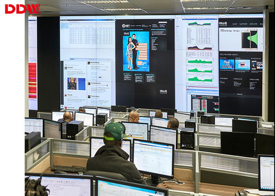 Стена 3.5мм диспетчерского пункта ВГА 1080П ХДМИ видео- 700 Ниц Самсунг показывает 46" 3кс3